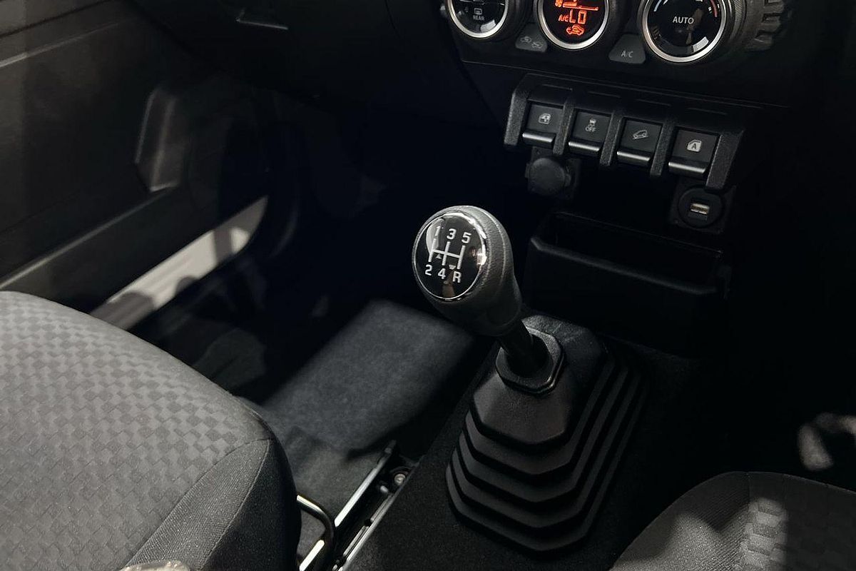 2024 Suzuki Jimny GLX GJ