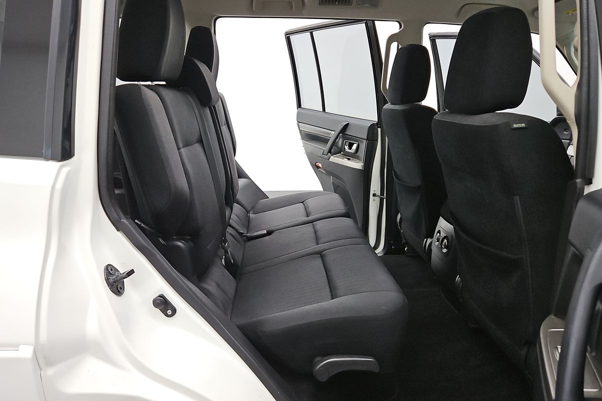 2020 Mitsubishi Pajero GLX NX