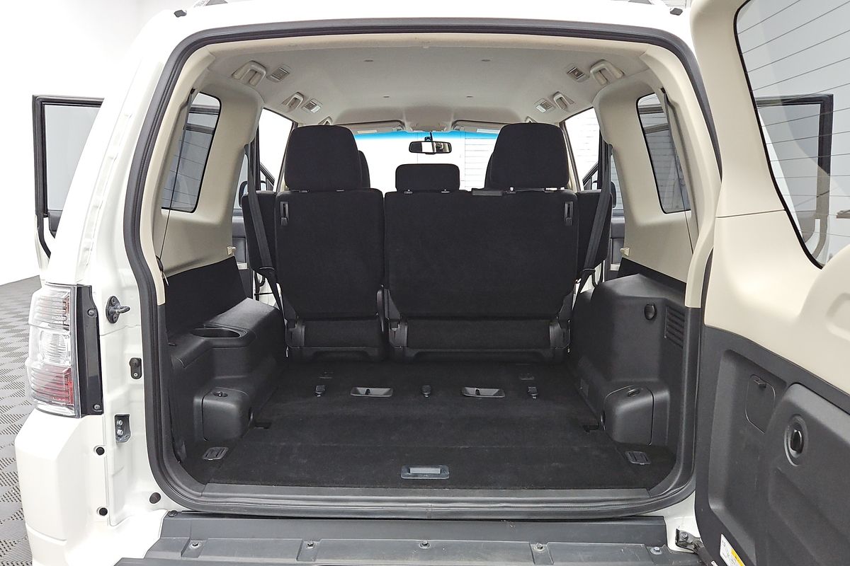 2020 Mitsubishi Pajero GLX NX