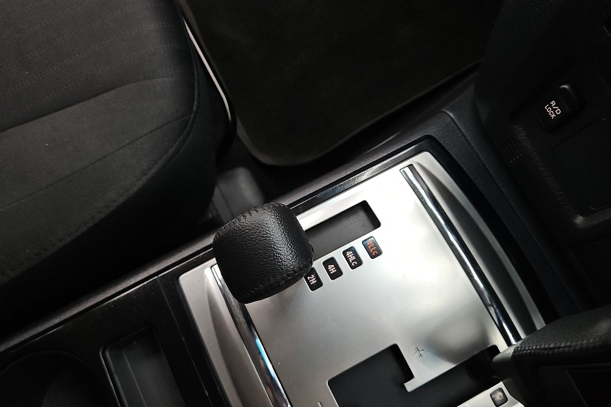 2020 Mitsubishi Pajero GLX NX