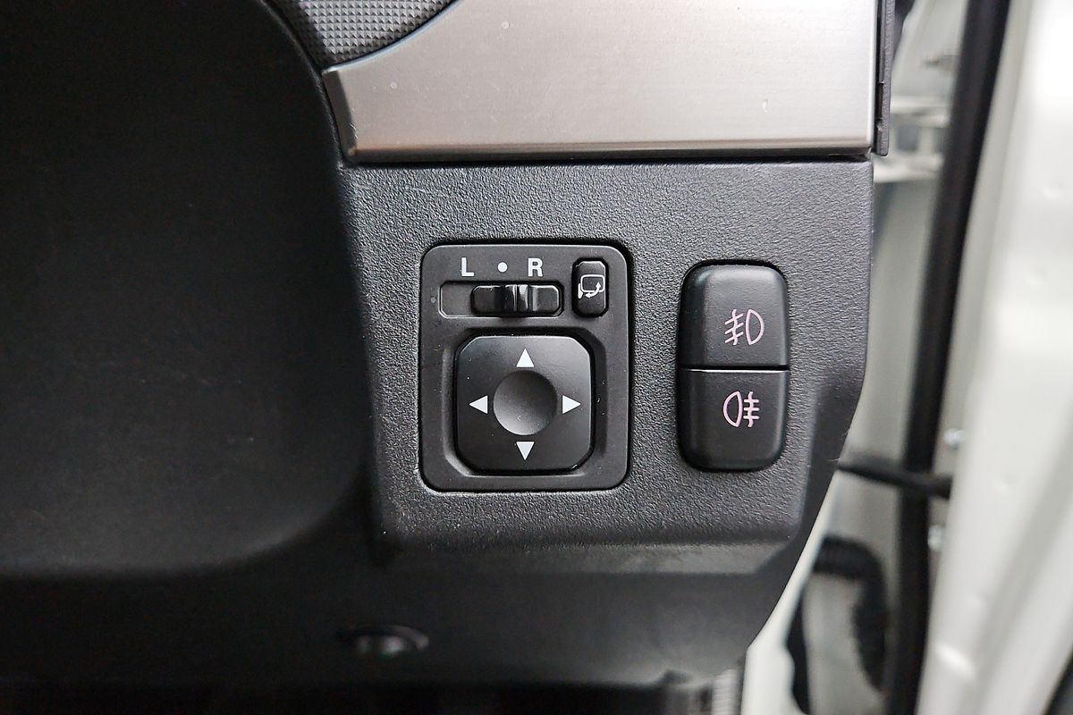 2020 Mitsubishi Pajero GLX NX