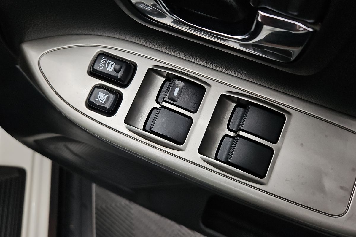 2020 Mitsubishi Pajero GLX NX