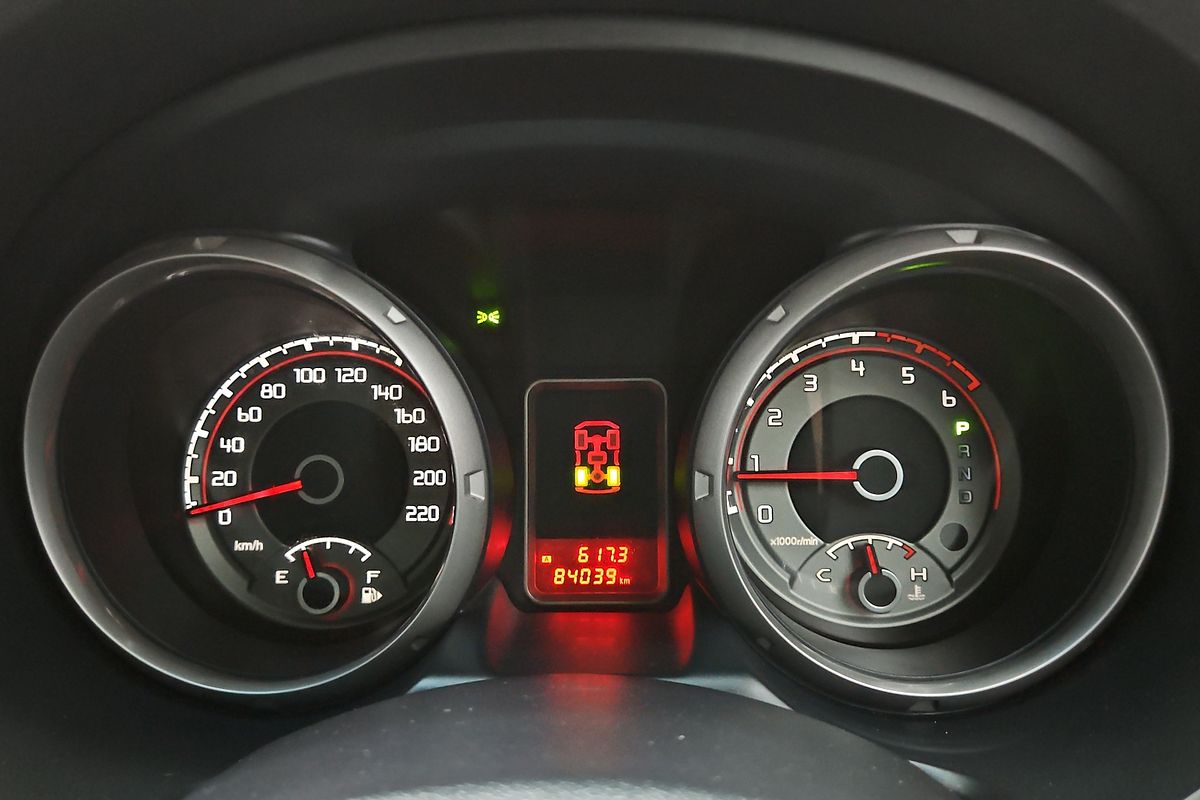 2020 Mitsubishi Pajero GLX NX