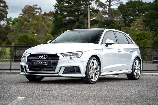 2020 Audi A3 35 TFSI S line plus 8V