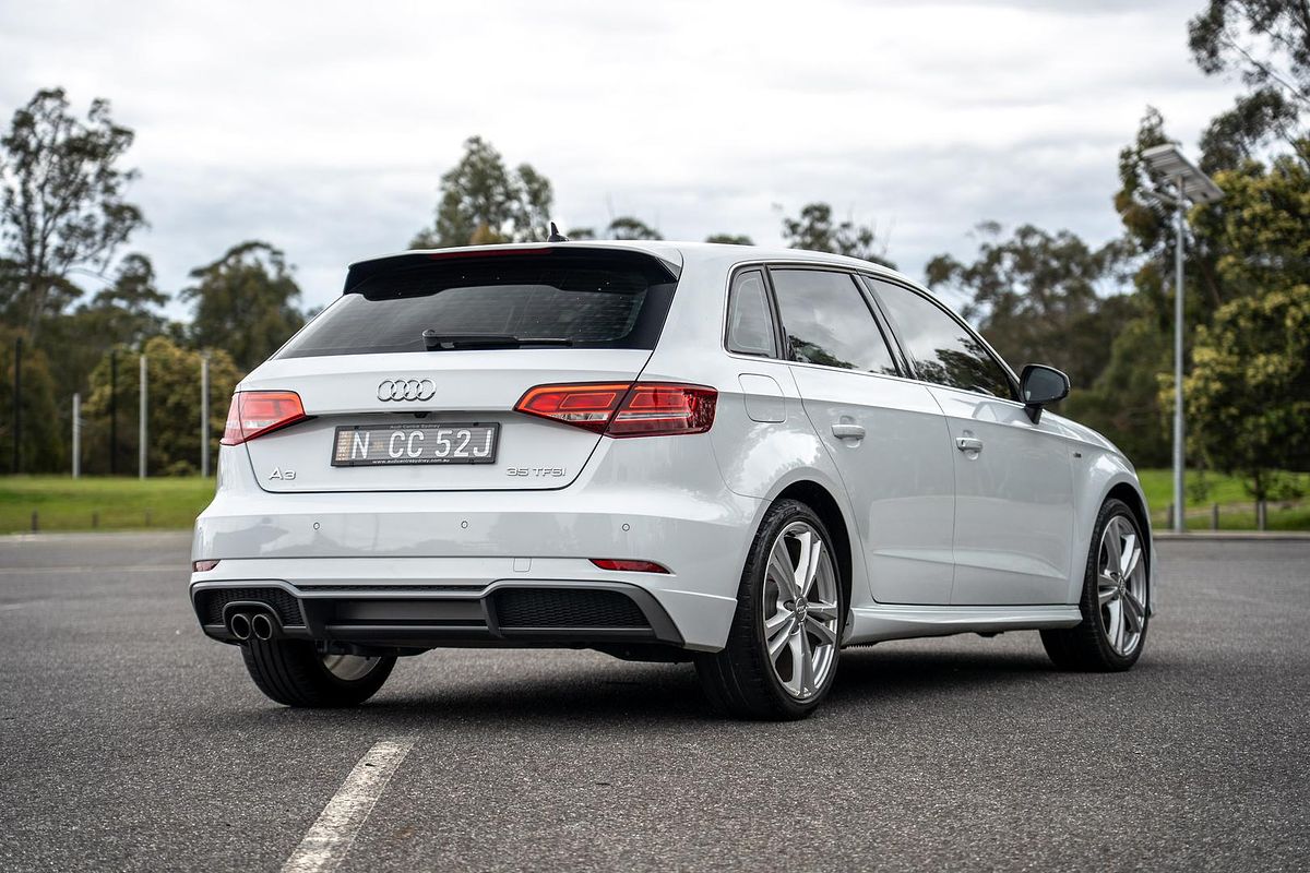 2020 Audi A3 35 TFSI S line plus 8V