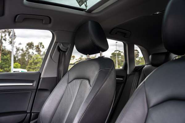 2020 Audi A3 35 TFSI S line plus 8V