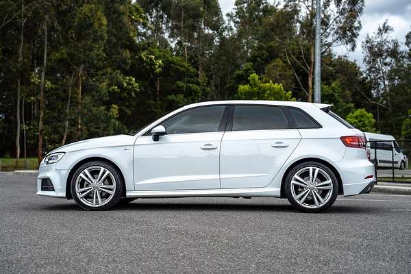 2020 Audi A3 35 TFSI S line plus 8V