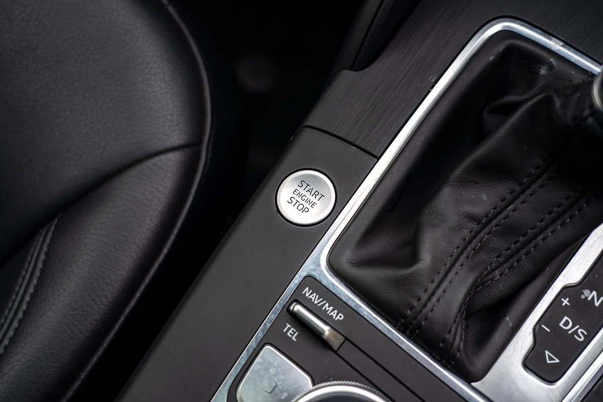 2020 Audi A3 35 TFSI S line plus 8V