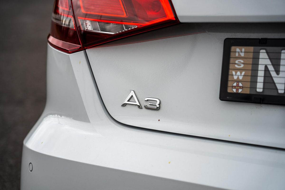 2020 Audi A3 35 TFSI S line plus 8V