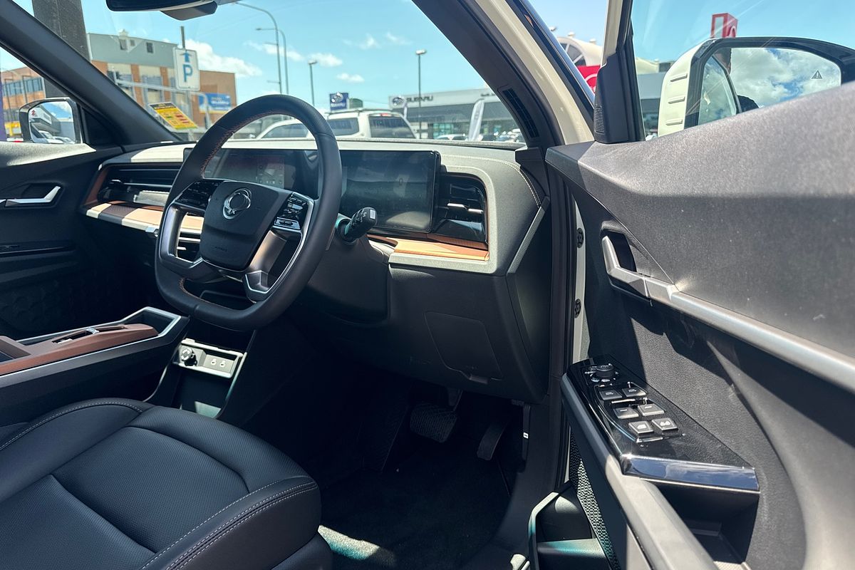 2025 KGM SsangYong Torres Adventure J116