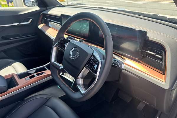 2025 KGM SsangYong Torres Adventure J116