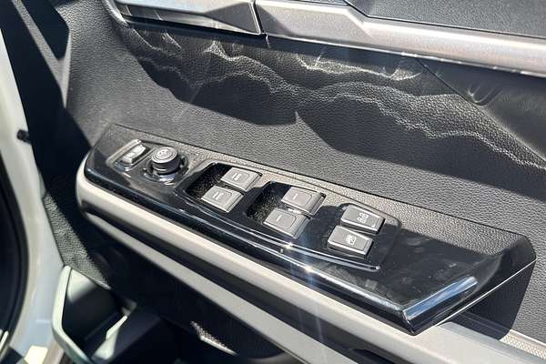 2025 KGM SsangYong Torres Adventure J116