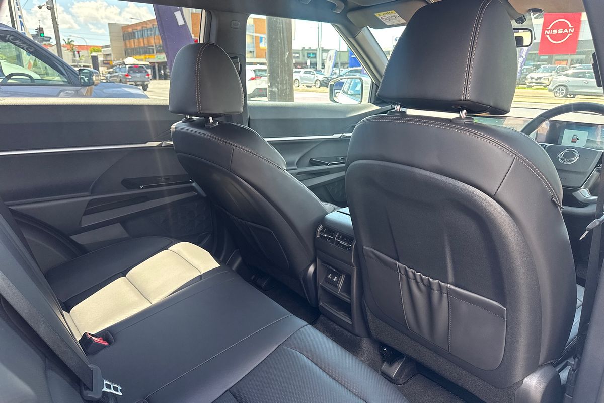 2025 KGM SsangYong Torres Adventure J116