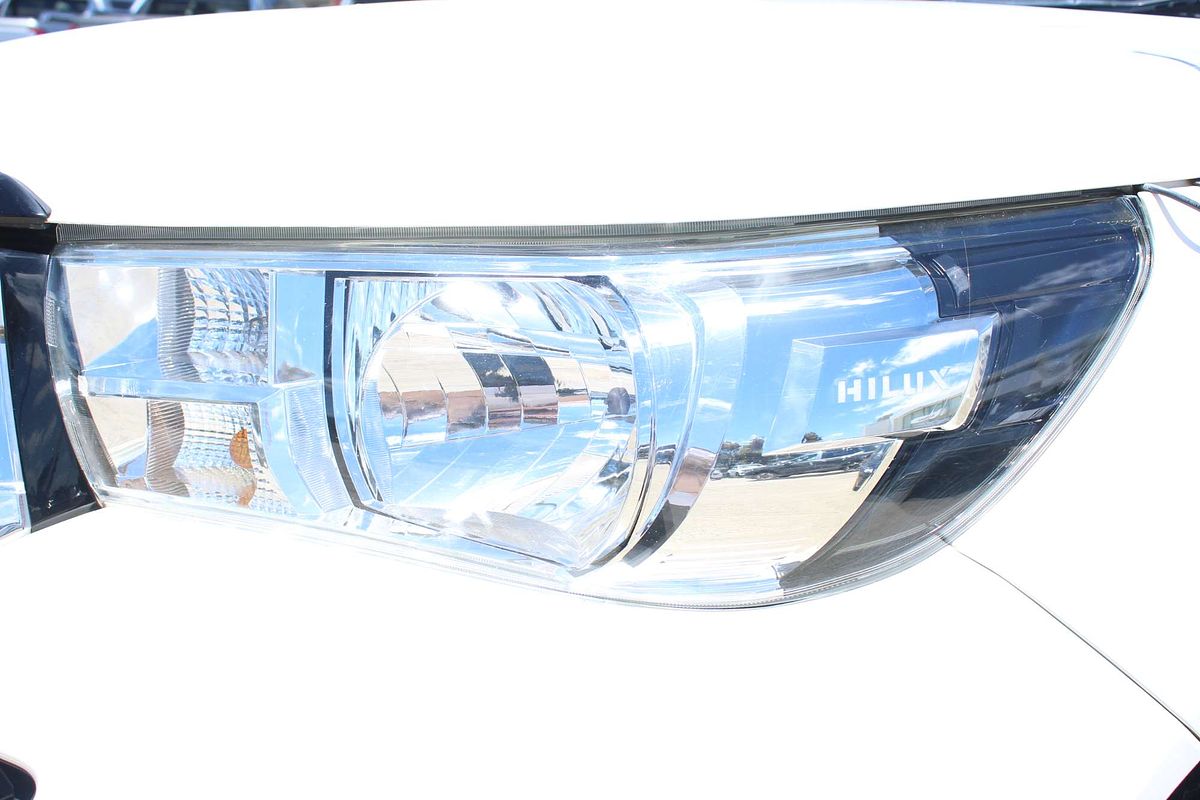 2018 Toyota Hilux SR GUN126R 4X4