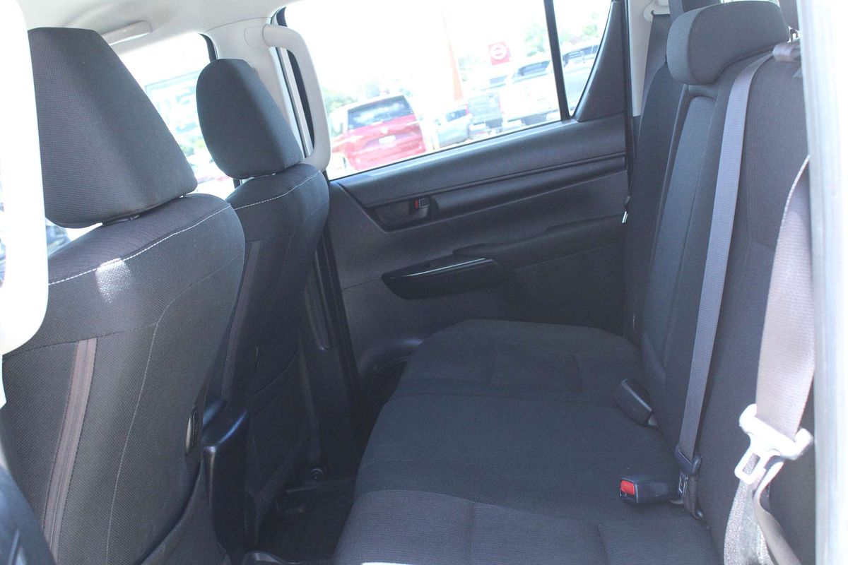 2018 Toyota Hilux SR GUN126R 4X4