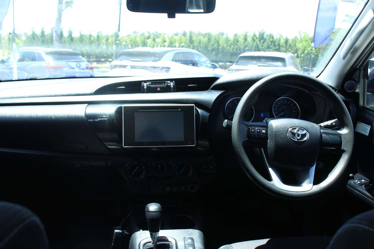 2018 Toyota Hilux SR GUN126R 4X4