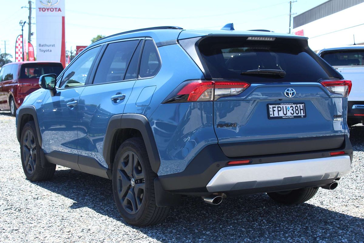 2024 Toyota RAV4 Edge AXAH54R