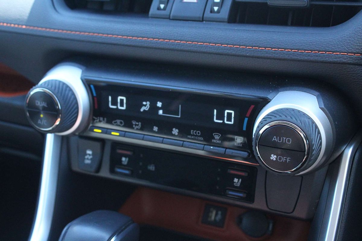 2024 Toyota RAV4 Edge AXAH54R