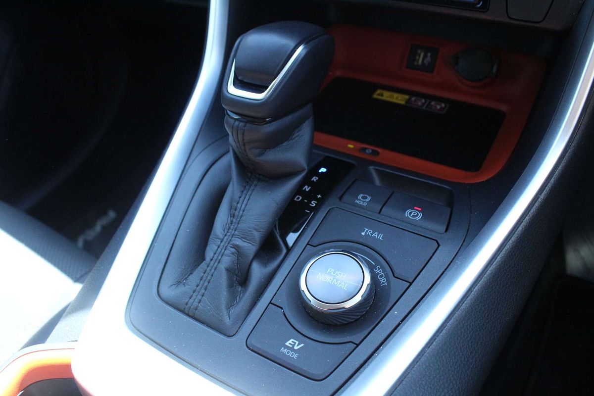 2024 Toyota RAV4 Edge AXAH54R