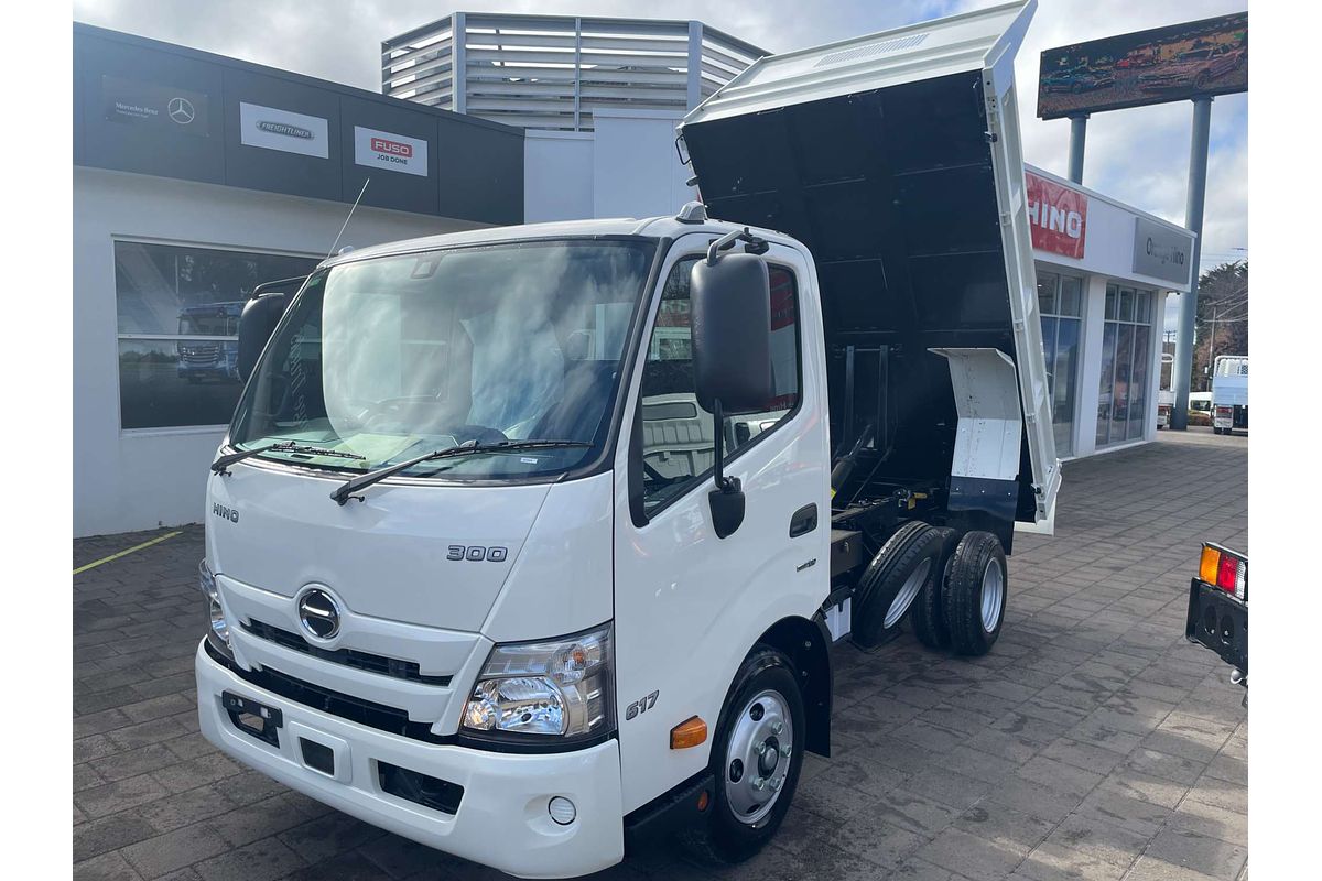 2025 Hino 300 Series 616