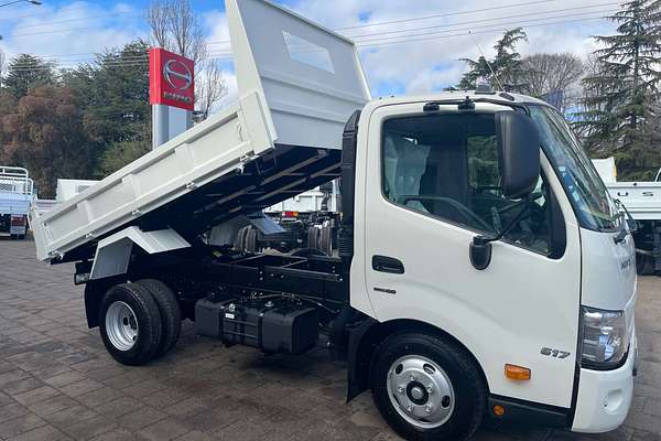 2025 Hino 300 Series 616