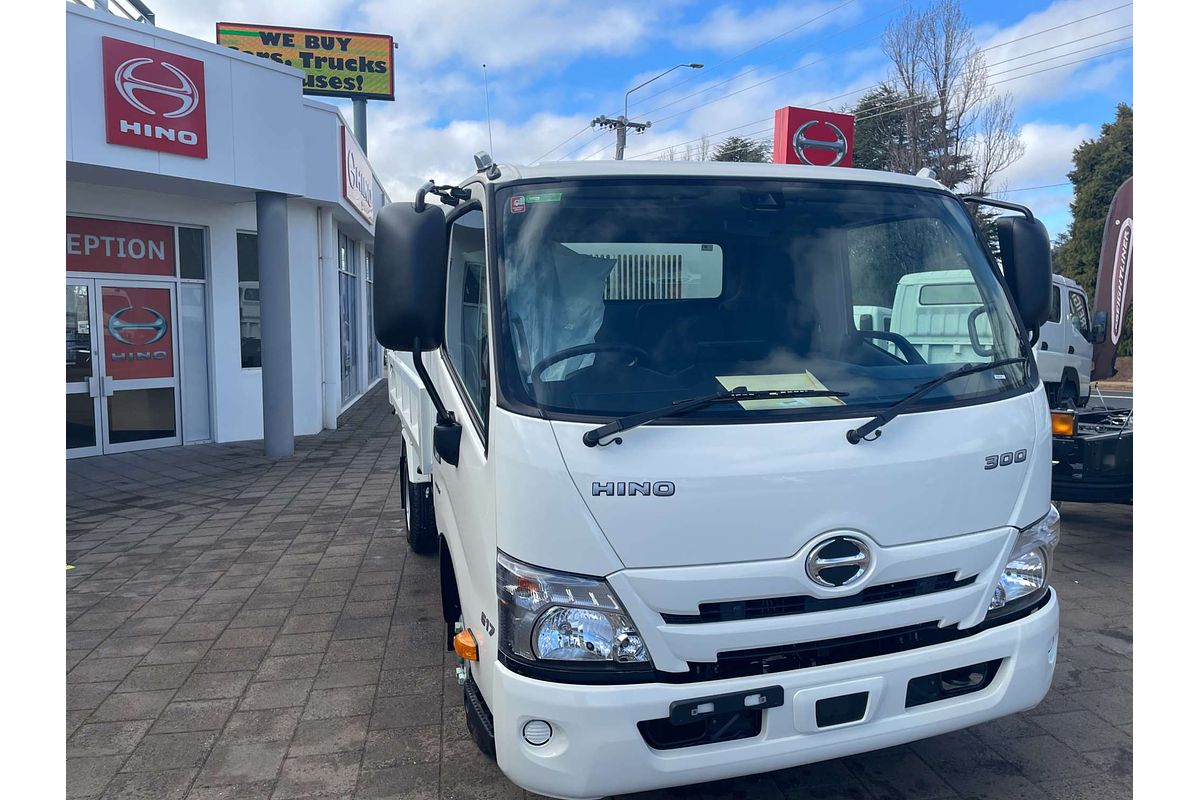 2025 Hino 300 Series 616