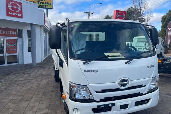 2025 Hino 300 Series 616