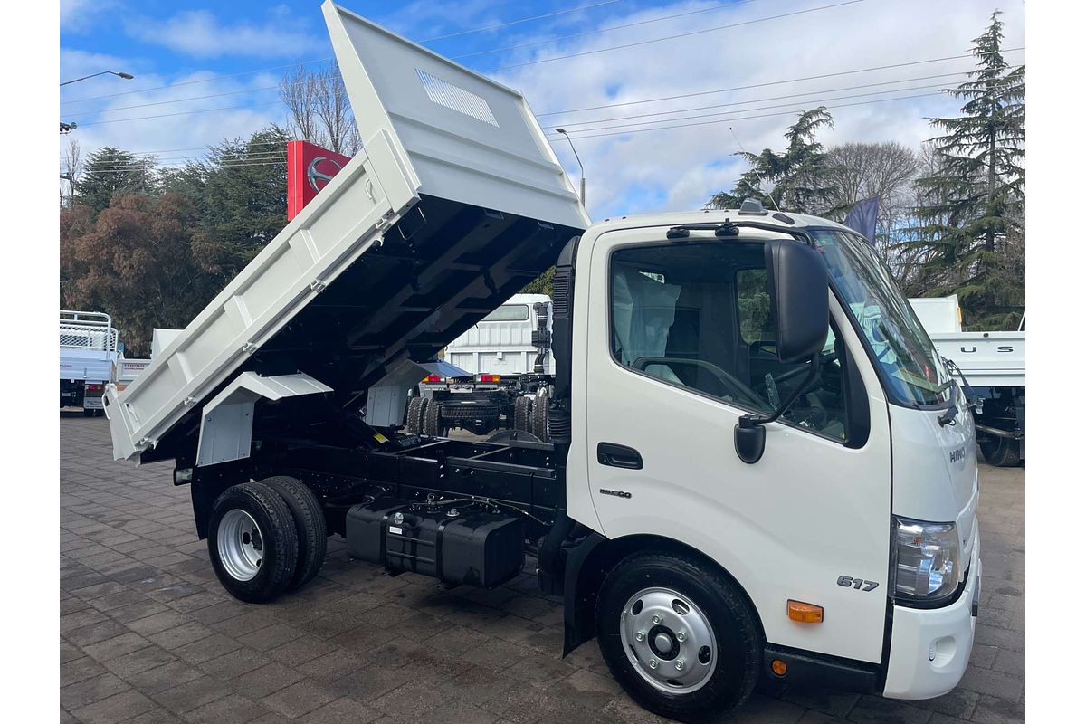 2025 Hino 300 Series 616