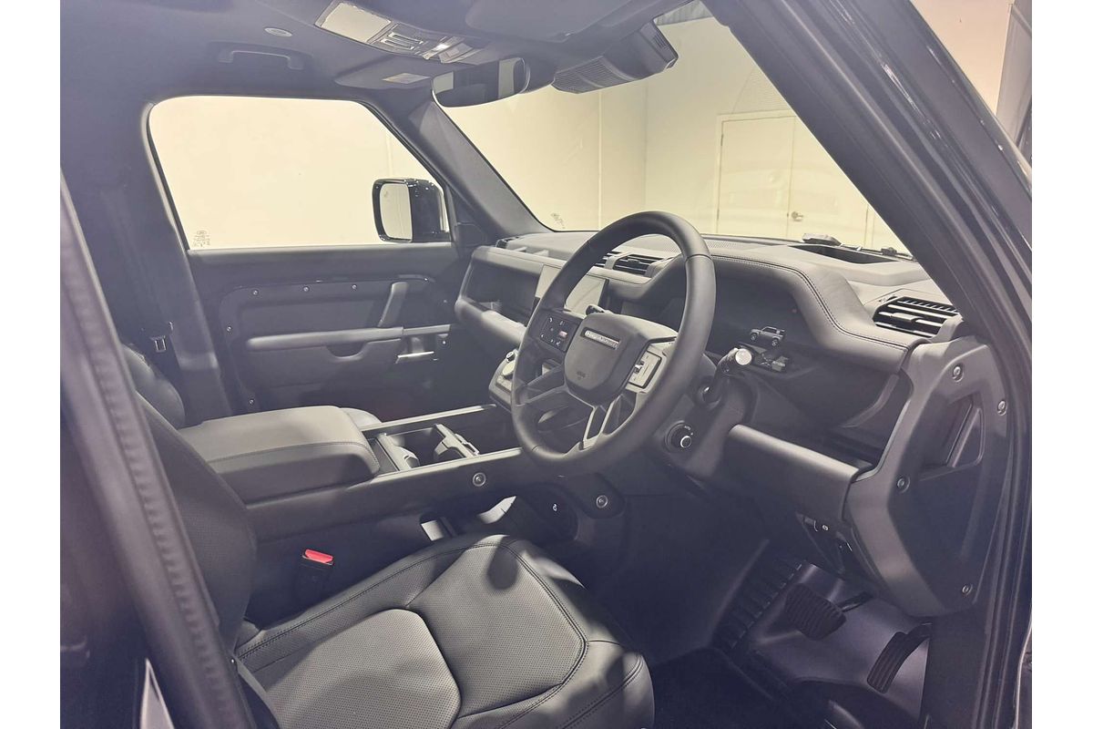 2025 Land Rover Defender 110 D350 X-Dynamic HSE L663