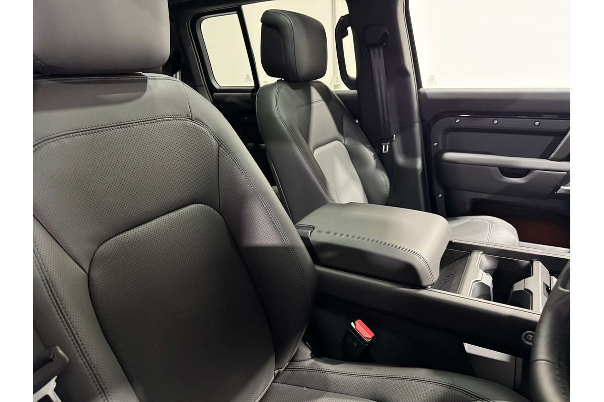 2025 Land Rover Defender 110 D350 X-Dynamic HSE L663