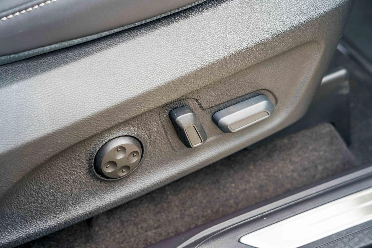 2025 LDV D90 Executive SV9A