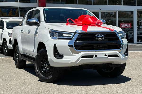 2023 Toyota Hilux SR5 GUN126R 4X4