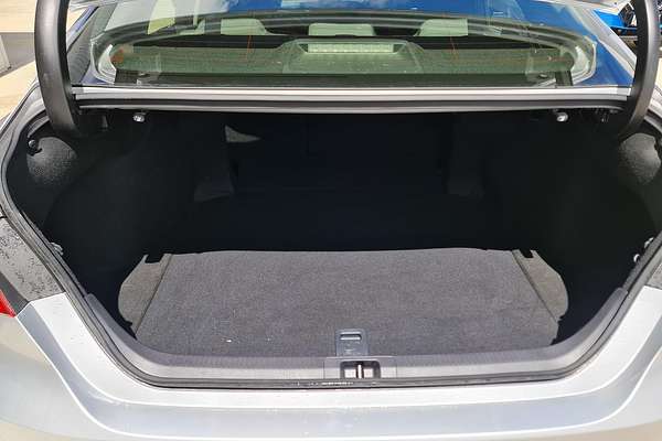 2019 Toyota Camry Ascent ASV70R