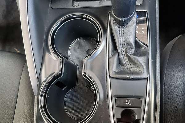 2019 Toyota Camry Ascent ASV70R