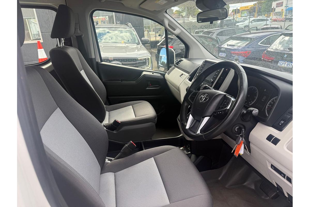 2020 Toyota Hiace Commuter GDH322R ELWB High Roof