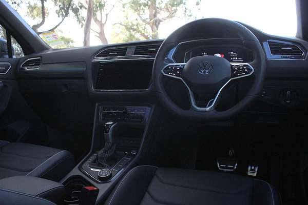 2025 Volkswagen Tiguan 162TSI R-Line 5N