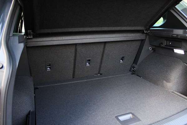 2025 Volkswagen Tiguan 162TSI R-Line 5N