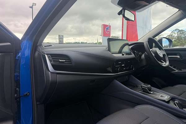 2024 Nissan QASHQAI ST-L J12
