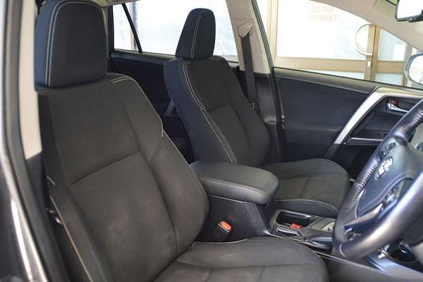 2016 Toyota RAV4 GXL ZSA42R