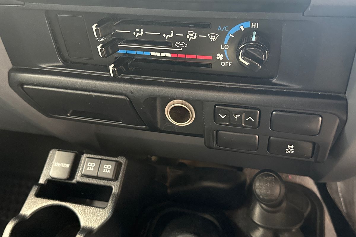 2020 Toyota Landcruiser GXL VDJ79R