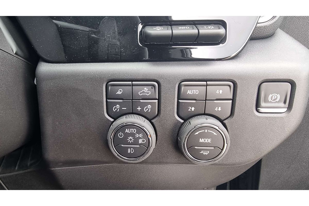 2025 Chevrolet Silverado 1500 LTZ Premium W/Tech Pack T1 4X4