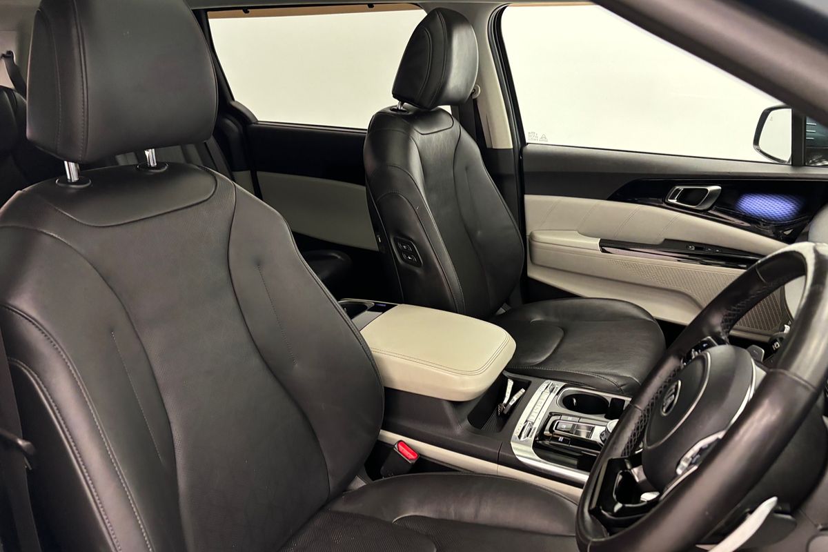 2020 Kia Carnival Platinum KA4