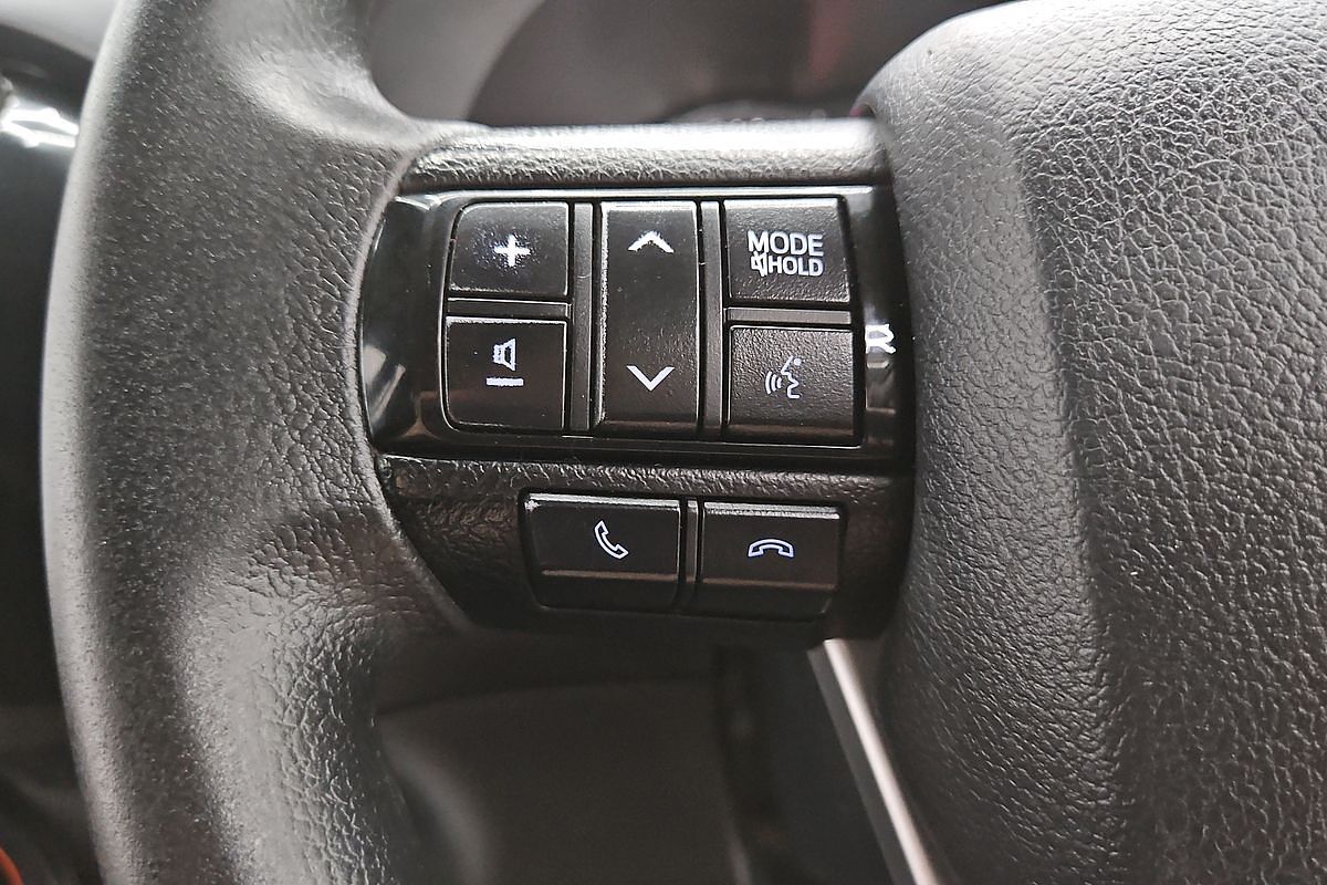 2021 Toyota Hilux SR GUN126R 4X4