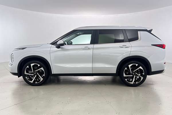 2024 Mitsubishi Outlander Aspire ZM thumb-1