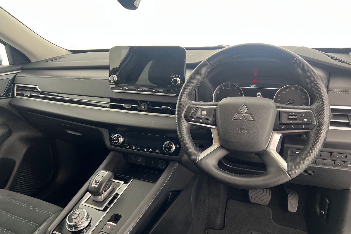 2024 Mitsubishi Outlander Aspire ZM