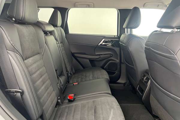 2024 Mitsubishi Outlander Aspire ZM thumb-16