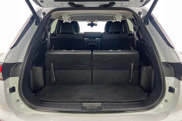 2024 Mitsubishi Outlander Aspire ZM thumb-17