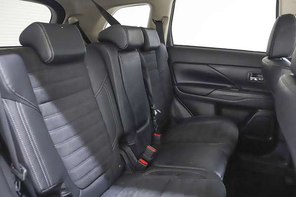 2019 Mitsubishi Outlander LS ZL