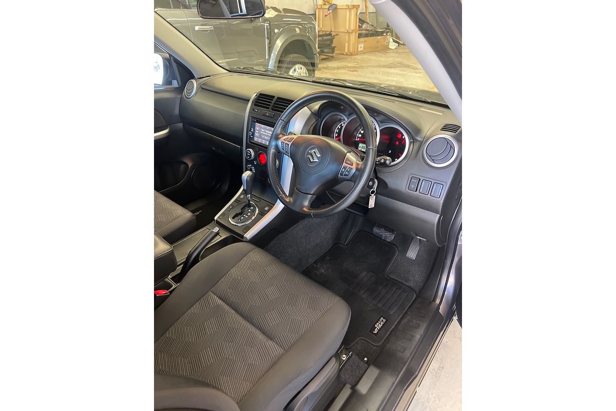 2016 Suzuki Grand Vitara Navigator JB
