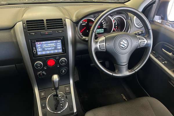 2016 Suzuki Grand Vitara Navigator JB